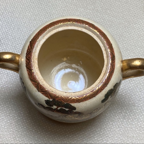 Antique Satsuma from Japan Meiji research: Vatican.com or eBay for more … - Picture 10 of 16